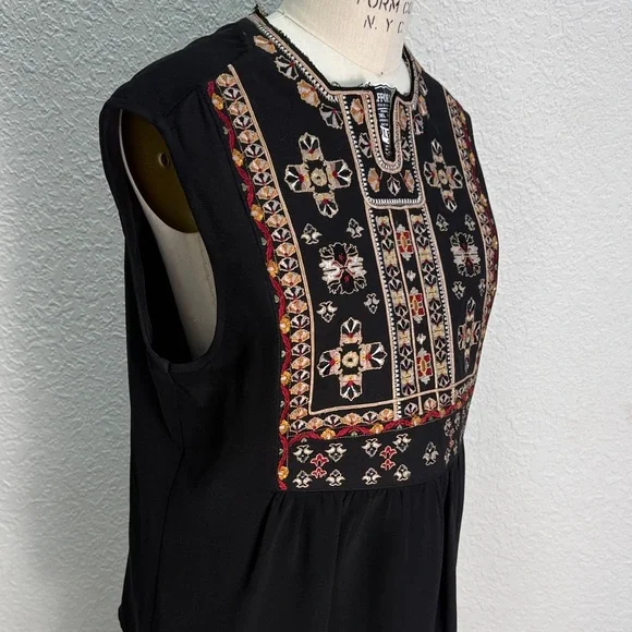 Isabel Marant Black Top with Colorful Embroidery - Picture 5 of 6